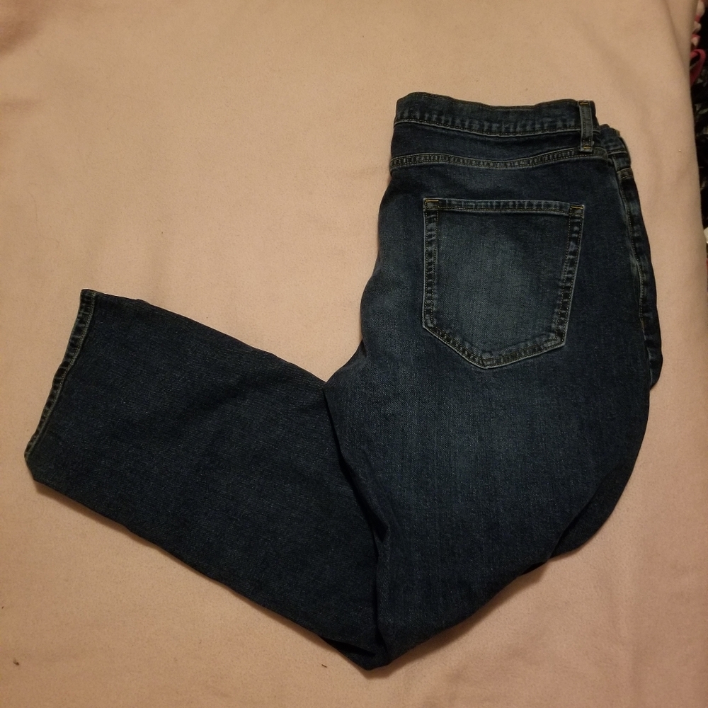 🤍 EUC Amazon Essentials Men's Blue Jeans Size 42x30